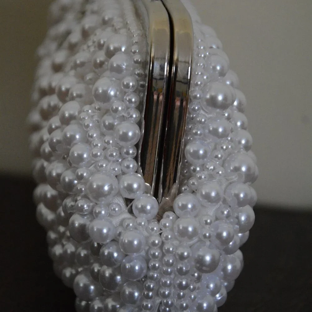 Elegant White Pearl Clutch - Picture 11 of 14